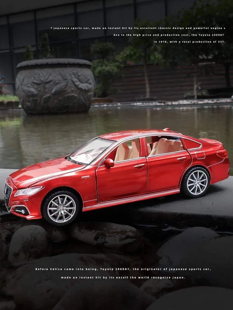 1:32 New TOYOTA CROWN Alloy Car Model Die Cast Classic Luxury Car Favorites Gift Kids Toys Free Shipping Original Box