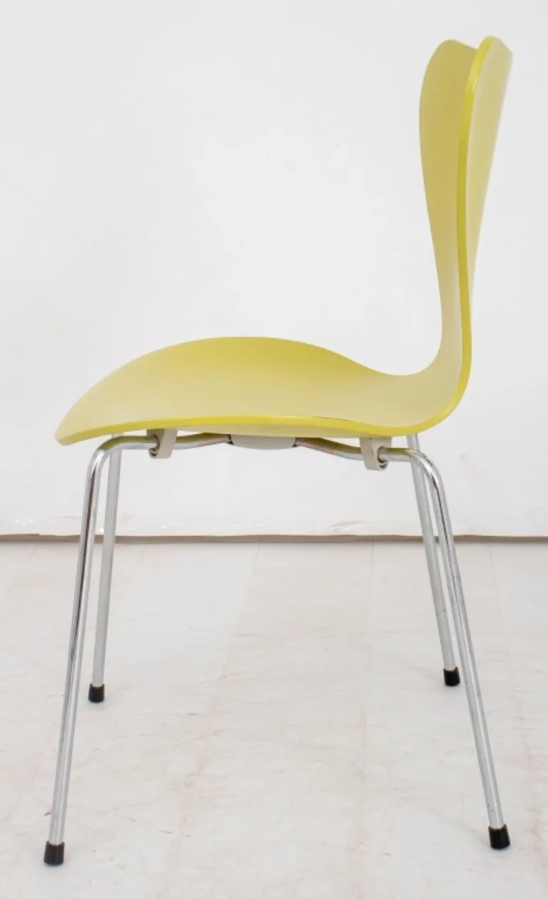 Arne Jacobsen for Fritz Hansen Series 7 Chair