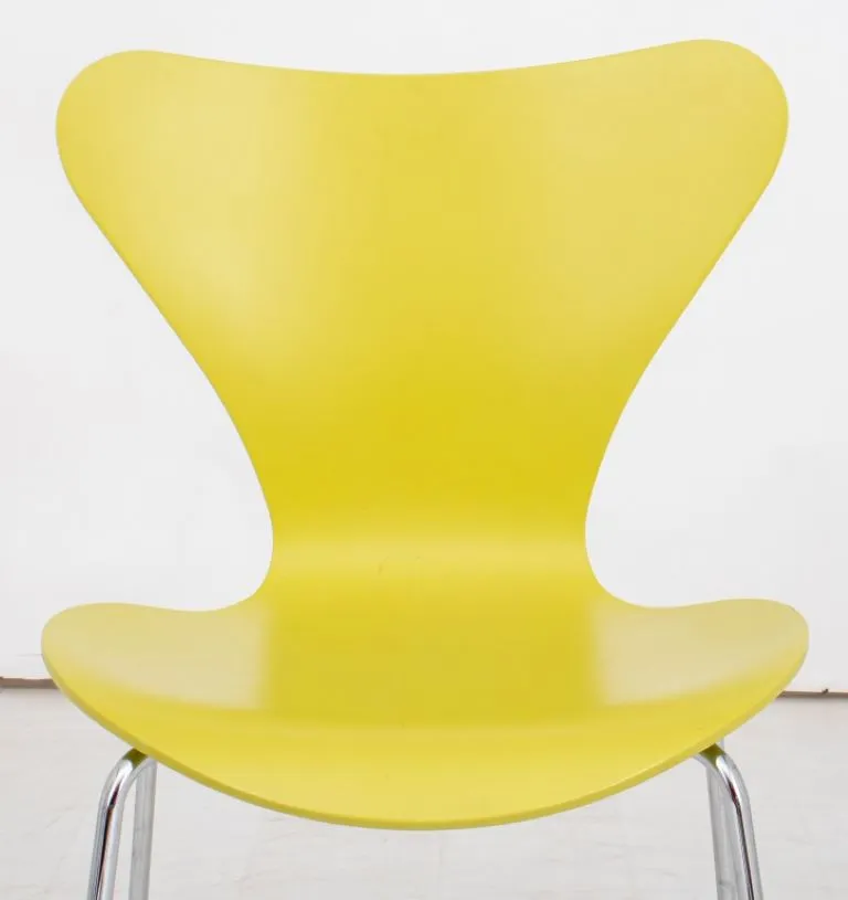 Arne Jacobsen for Fritz Hansen Series 7 Chair