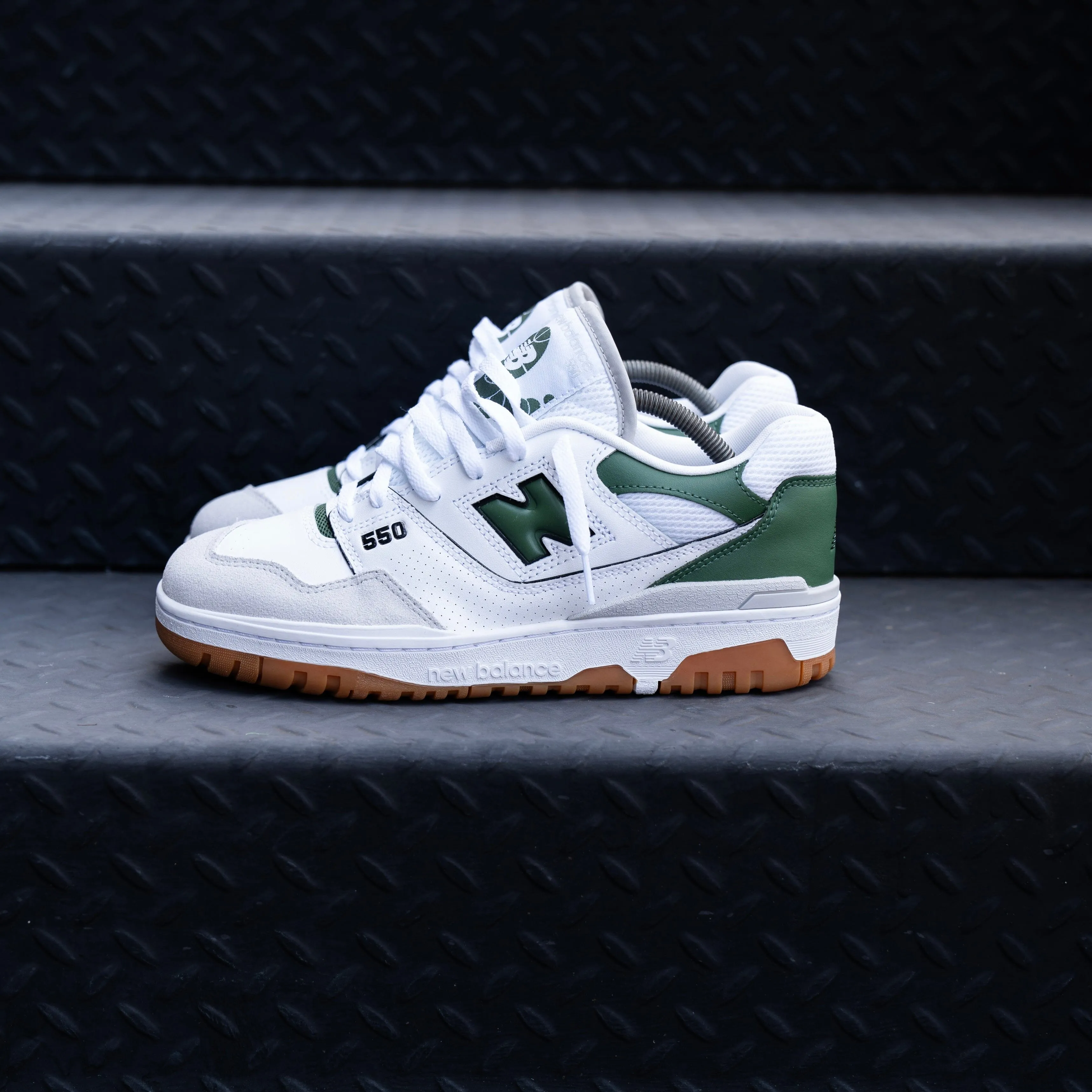 MENS New Balance | 550 (Green)