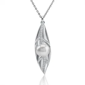 Pearl Ti Leaf Pendant